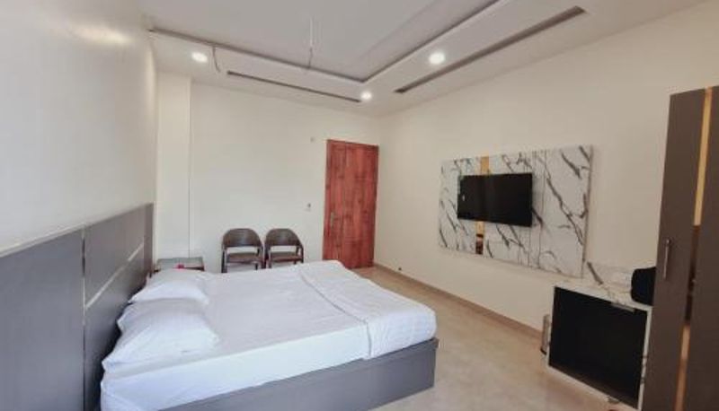 Chambre - C T Heights Inn