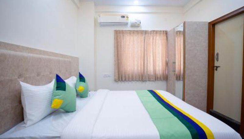 Kamer - Hebbal Treebo Galaxy Kings Suites