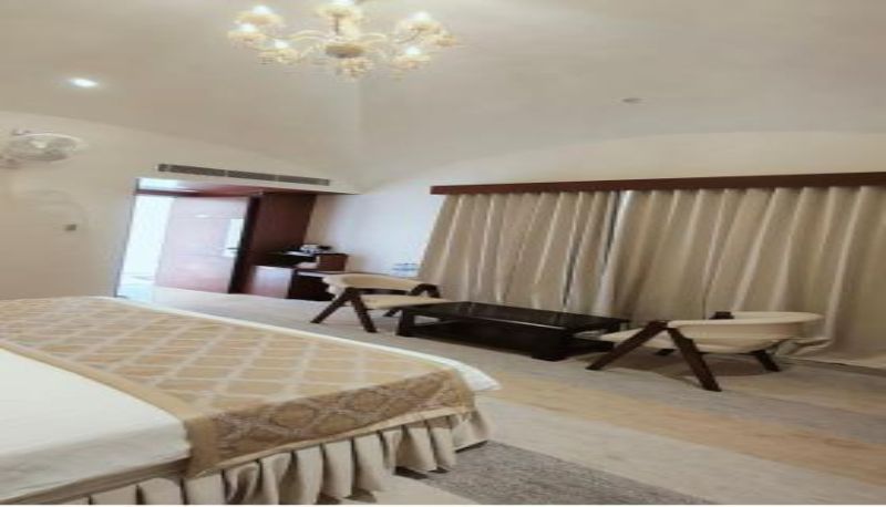 Zimmer - Ayodhya haat Luxury Cottages