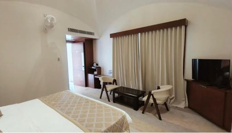 Zimmer - Ayodhya haat Luxury Cottages