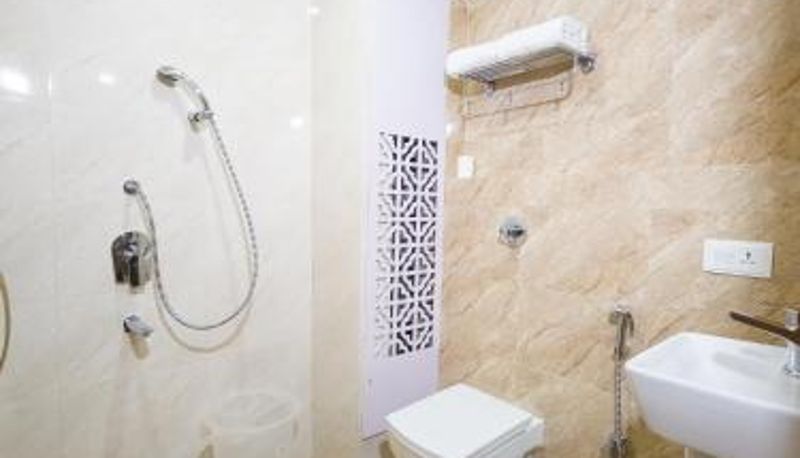 Badezimmer - Amritara Ramila Kutir Ayodhya