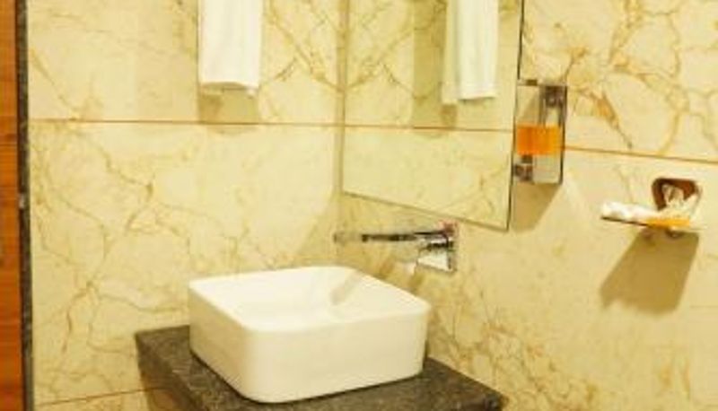 Zimmer - Hotel Heera Residency