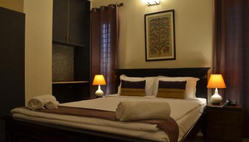 Info - Luxtay Suites