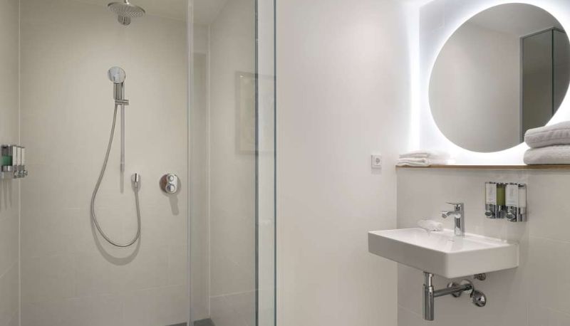 Zimmer - Hampton by Hilton Celle