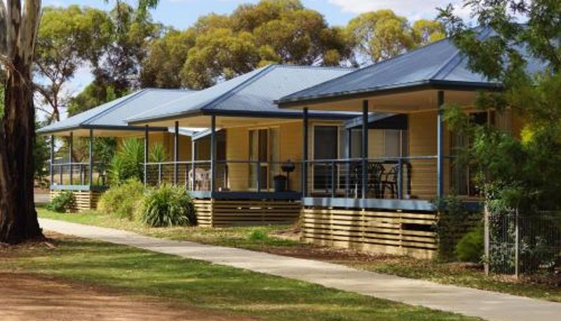 Info - Tooleybuc River Retreat Villas