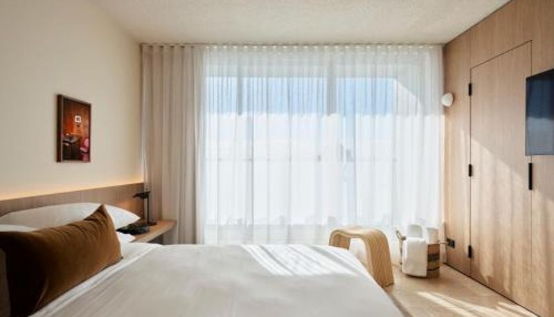 Suite - Oxford House