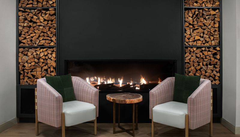 Info - The Inelle Oakhurst Yosemite a Tribute Portfolio Hotel