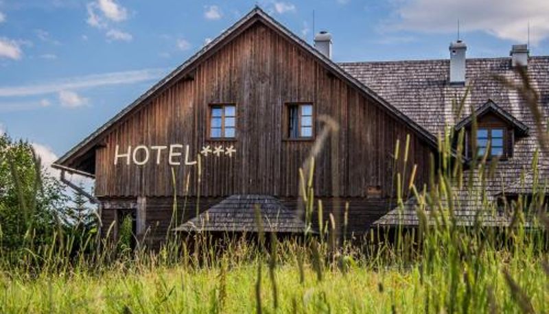 Hotel Außenbreich - Karczma Regionalna Hotel GOŚCINNA CHATA
