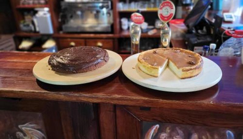 Sala śniadaniowa w restauracji - Oberża Pod Kudłatym Aniołem