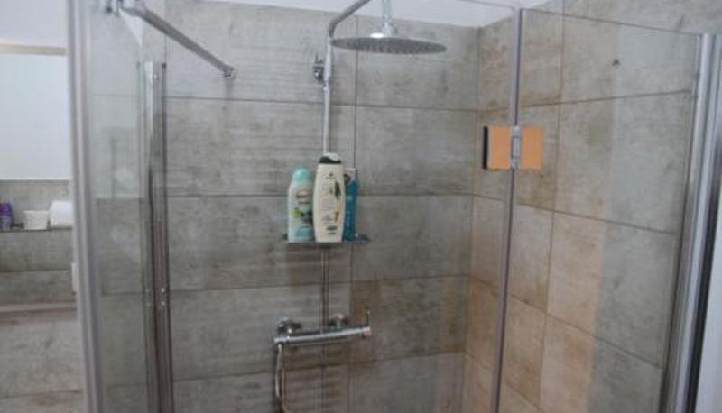 Apartament - ES - Essential Solution & Emotion Stories (locazione turistica)