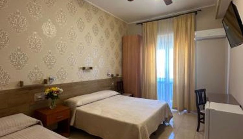 Dreibettzimmer - Bed & Breakfast Delle Palme