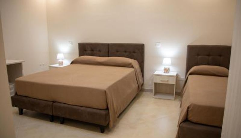 Tripla - Global Hotel