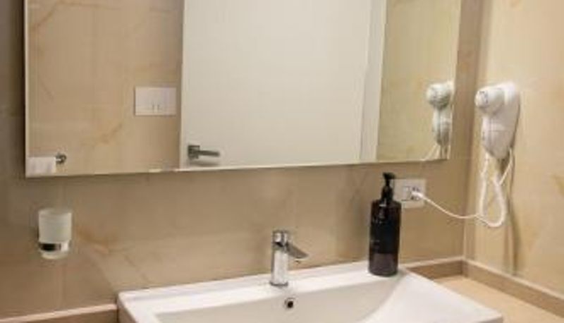 Tripla - Global Hotel