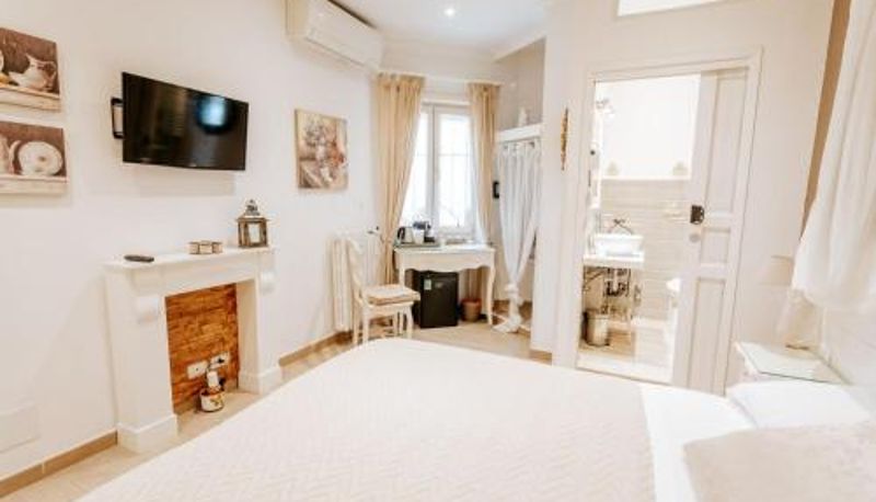 Info - Vatican Boutique inn