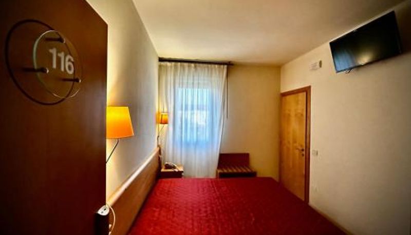 Info - Hotel Ponte Molo