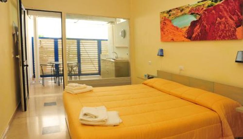 Info - Cala Dei Normanni - Camere sul Lungomare