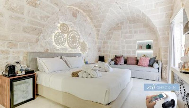 Info - Vico Bianco Raro Smart Rooms Collection