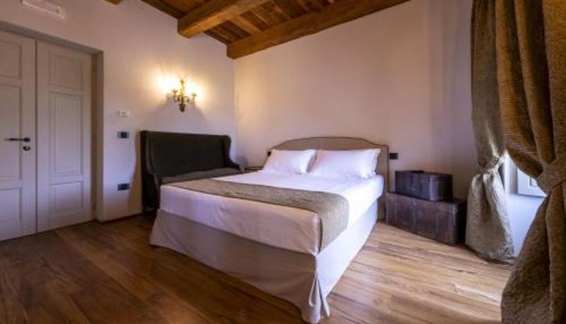 Info - Tenuta Bussia - Wine Relais & Spa