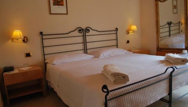 Chambre - Palazzo Sottile Meninni - CLASSIC ROOMS EXPERIENCE