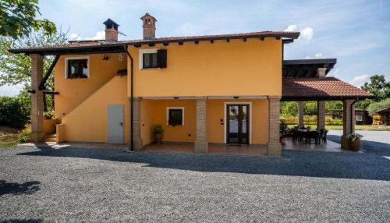 Información - Casa Lidia Gavi