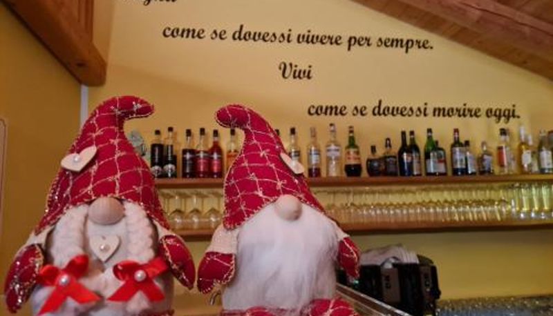 Bar - Chalet Chapeau RaR