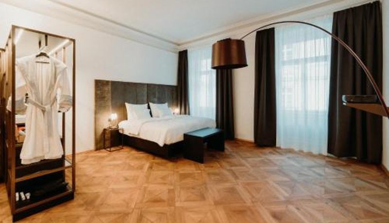 Suite - META SUITES historic city living