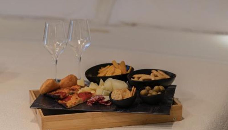 インフォメーションセンター - Harmonies BnB - Luxury Suites & Family Room Bari