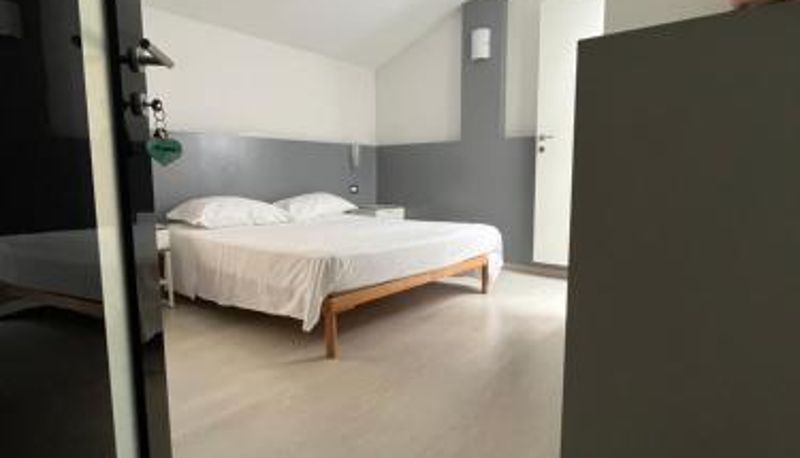 Camera - Bella Vita Guesthouse -parcheggio privato interno