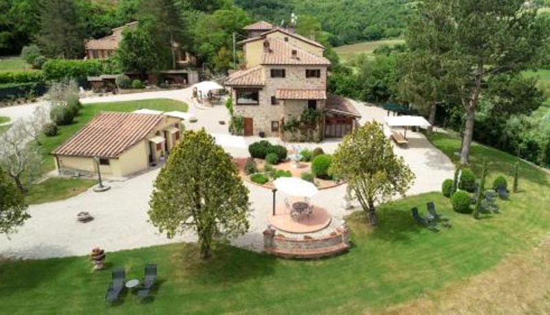 Zewnętrzna część hotelu - B&B Villa Cardeto
