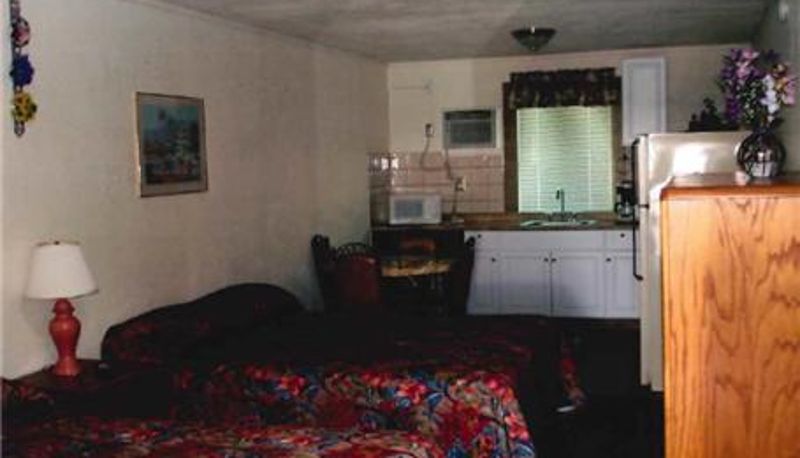 Aile odası - Havasu Inn & Suites