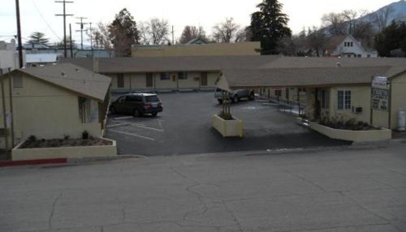 Info - Lone Pine Budget Inn