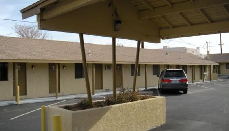 Info - Lone Pine Budget Inn