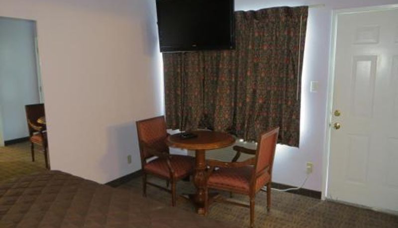 Info - Park Cienega Motel