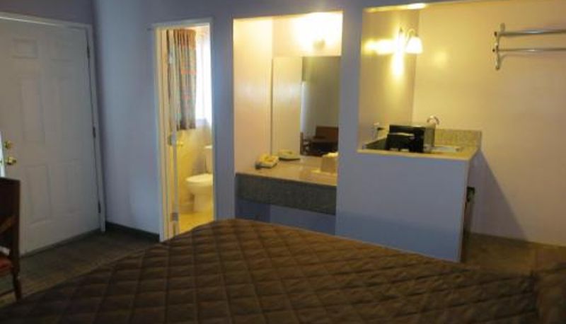 Info - Park Cienega Motel