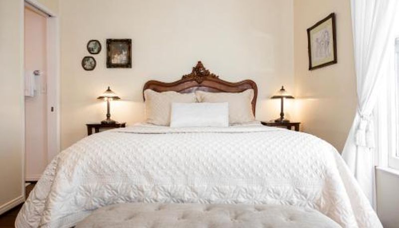 Room - Bath Street Inn