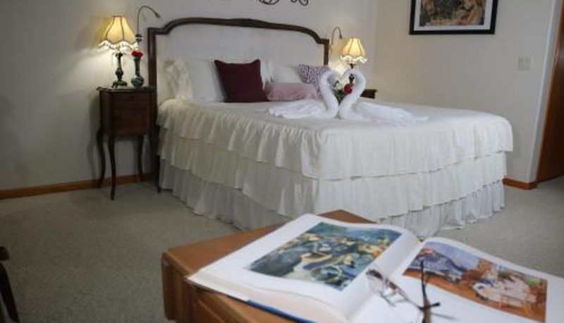Oda - Crystal River Lullaby B&B
