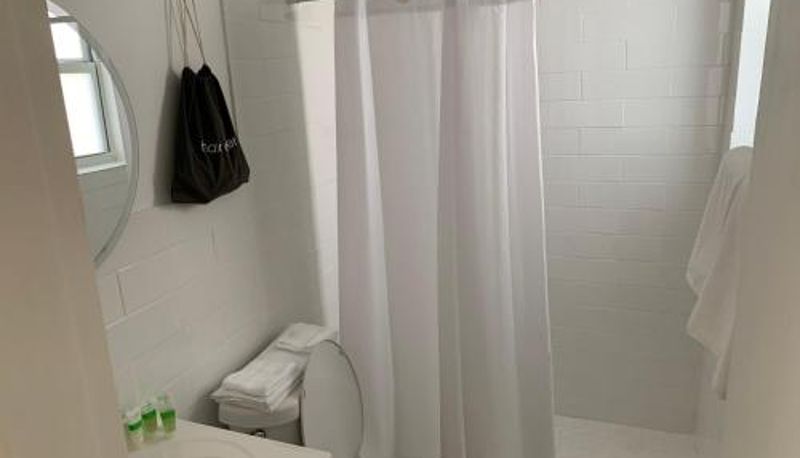 Bagno - Tiana Beach Inn