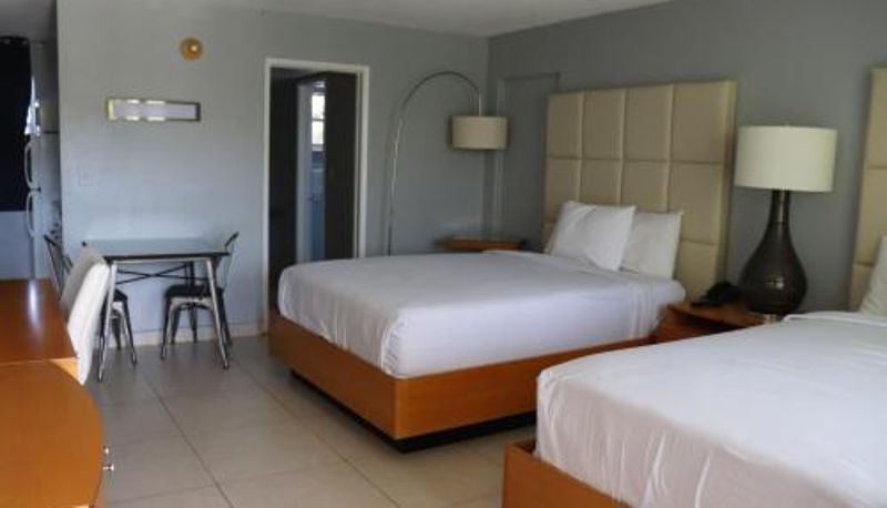 Info - Ocean Mile Hotel
