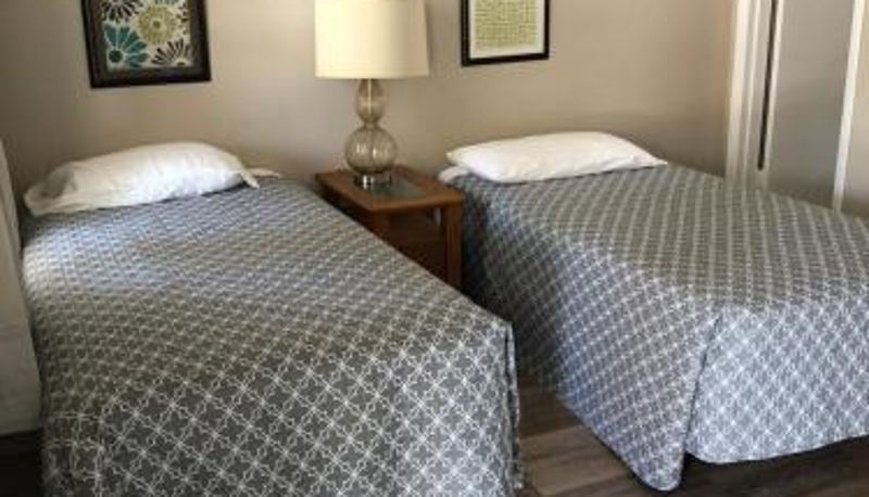 Info - Pennwood Motor Lodge