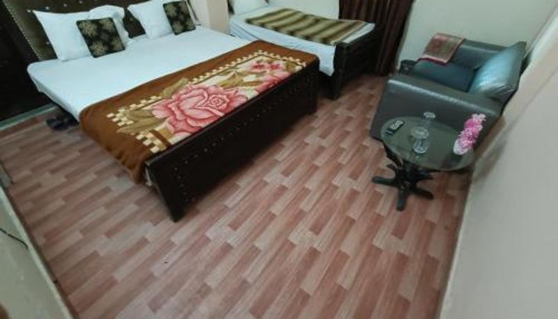 Dreibettzimmer - Hotel Lahore City