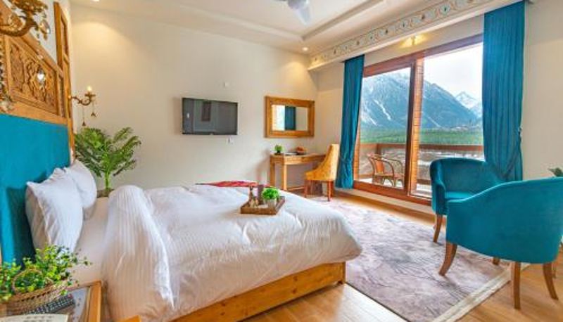 Camera - Zen Luxus Royal Serene Resort