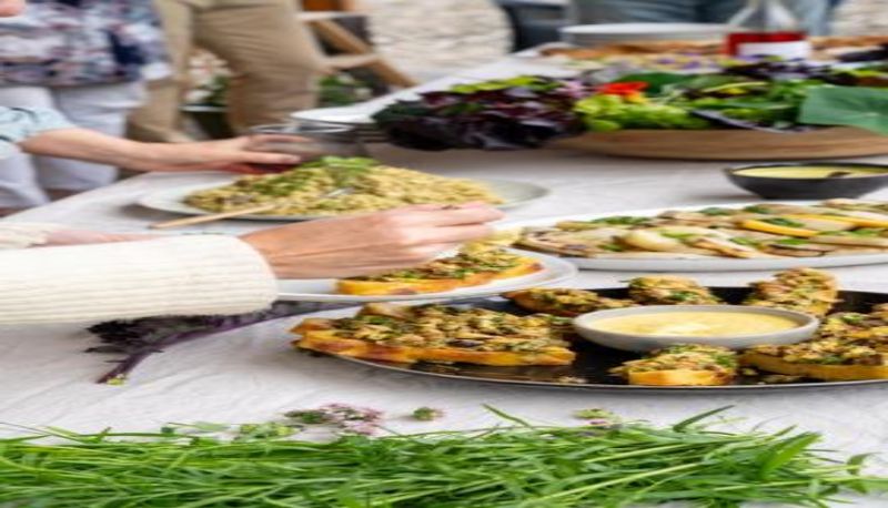Restoran içinde kahvaltı salonu - Móðir Jörð Organic Farm Guesthouse in Vallanes