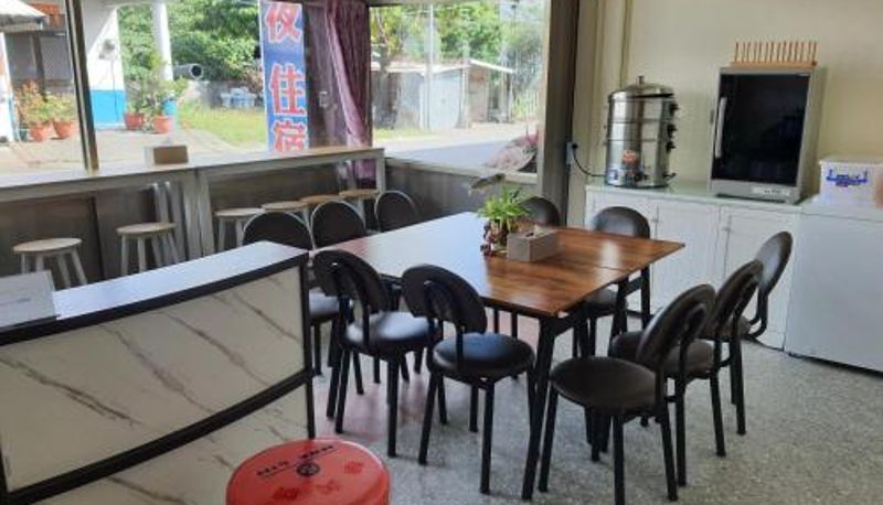 Frühstücksraum innerhalb des Restaurants - Blakfoot B&B