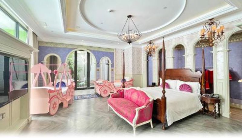 Camera - The Castle Ballet Taichung A Boutique Hotel