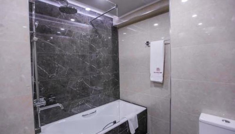Cuarto de baño - Art Deluxe Hotel