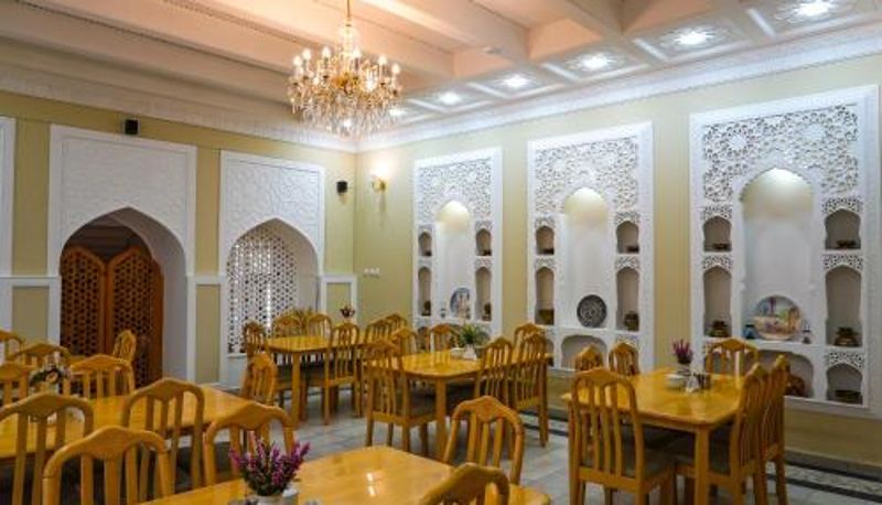 Frühstücksraum innerhalb des Restaurants - Zargaron Boutique