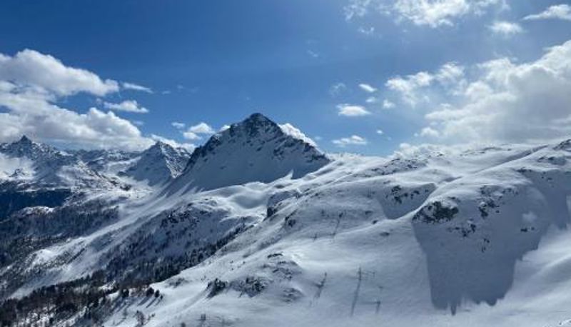 Bilgi - B&B Berninapass Poschiavo Panorama