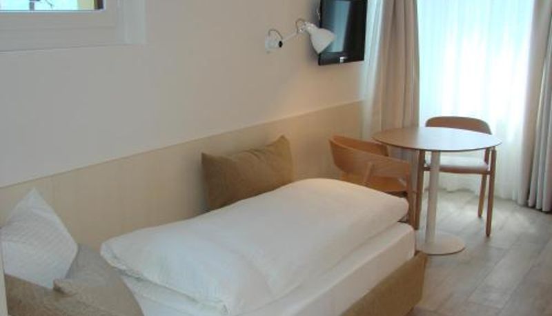 Tripla - Hotel Restaurant Flaschen