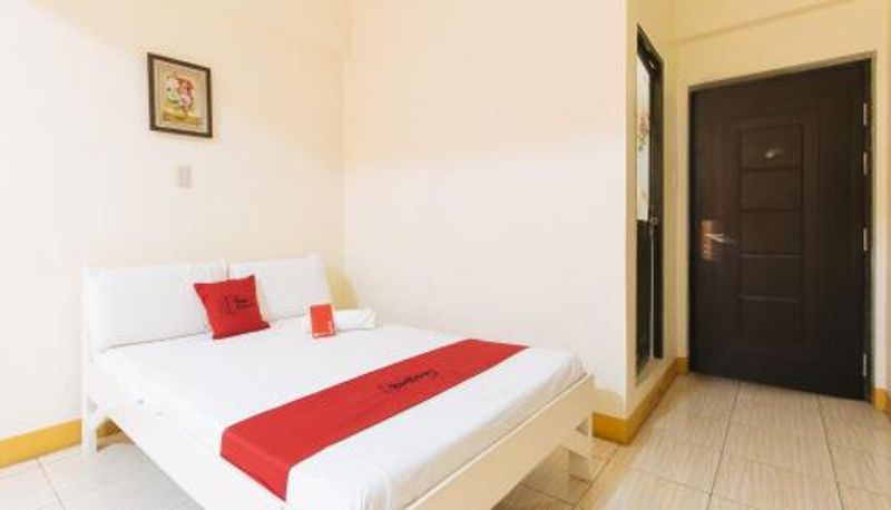 Oda - RedDoorz @ Golden Skye Hotel Guagua