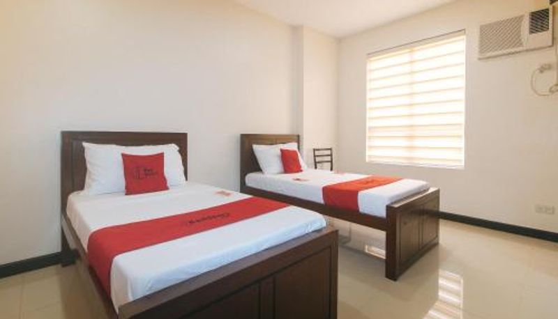 Zimmer - RedDoorz at Nucell near NGCP Cebu
